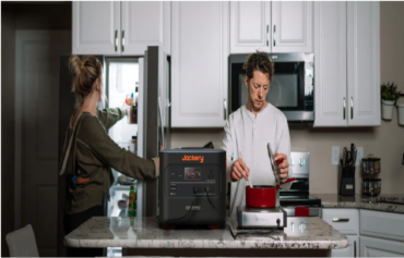 Jackery Solar Generator